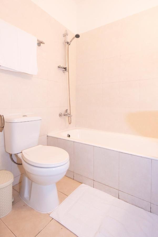 Viola Flat 303 Apartment Larnaca Exterior photo
